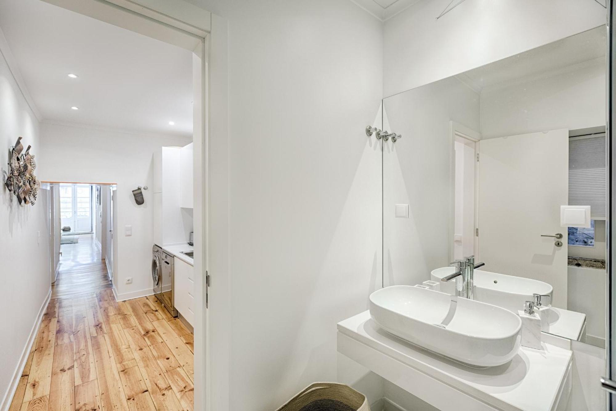 Architectural Gem In Bica Apartment ลิสบอน ภายนอก รูปภาพ